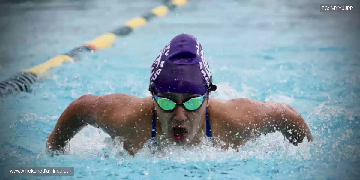 「球星同款、限量周边,做朋友圈最靓的体育潮人!👕点击抢购,手慢无!」